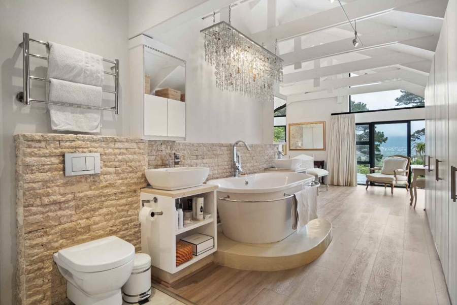 6 Bedroom Property for Sale in Kenrock Country Estate Western Cape